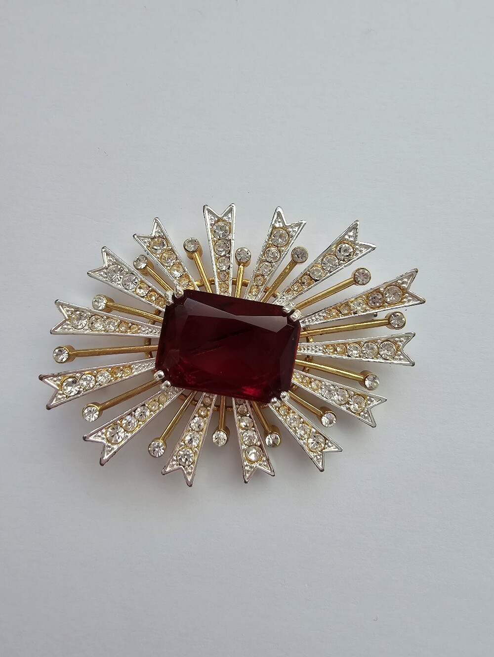 Vintage KJL Kenneth Jay Lane Sunburst Brooch Ruby Glass & Mixed Metal Starburst